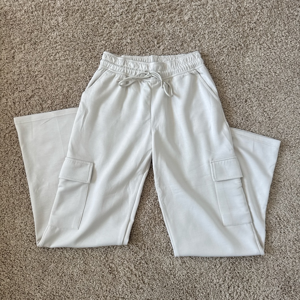 White/cream cargo sweatpants